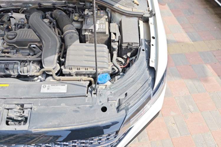 Used Volkswagen Lavida 2024 300TSI DSG Starry Sky Leading Edition Engine Bay Left