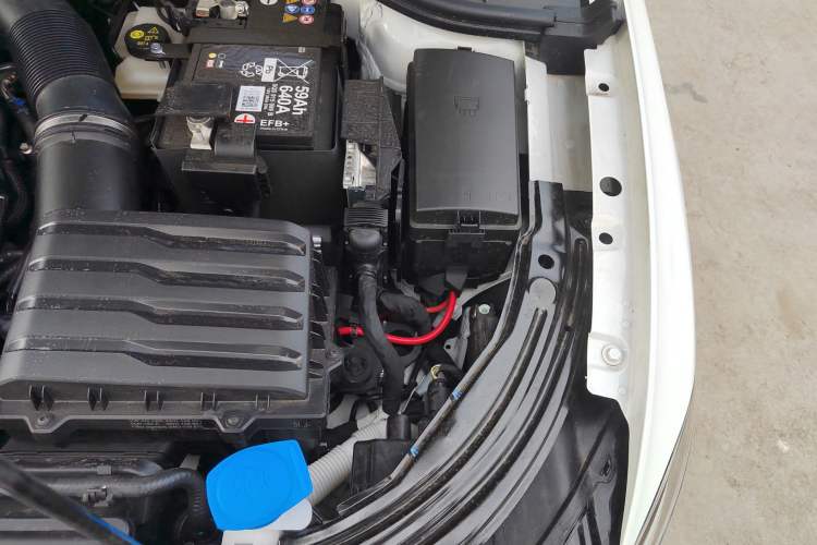 Used Volkswagen Lavida 2024 300TSI DSG Starry Sky Leading Edition Engine Bay Left