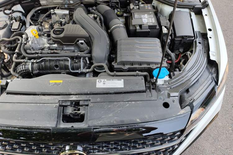Used Volkswagen Lavida 2024 300TSI DSG Starry Sky Leading Edition Engine Bay Left