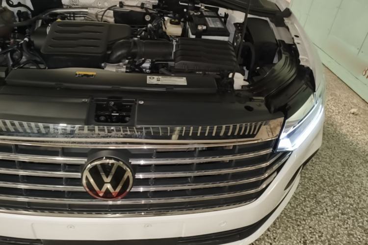 Used Volkswagen Lavida 2024 1.5L Automatic DeYi Edition Engine Bay Left
