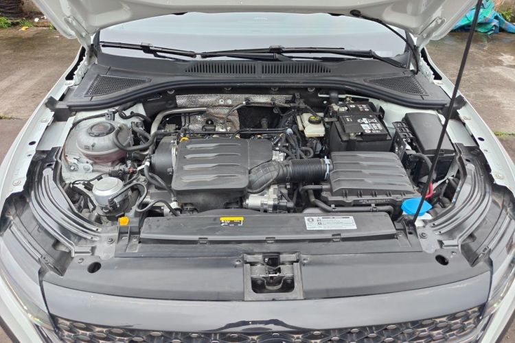 Used Volkswagen Lavida 2024 1.5L Automatic Starry Sky 5 Million Edition Engine Bay