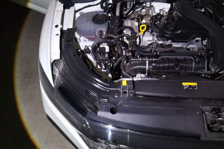 Used Volkswagen Lavida 2024 300TSI DSG Starry Sky Leading Edition Engine Bay Right