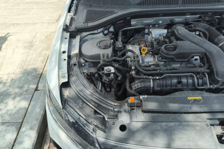 Used Volkswagen Lavida 2024 300TSI DSG Starry Sky Leading Edition Engine Bay Right