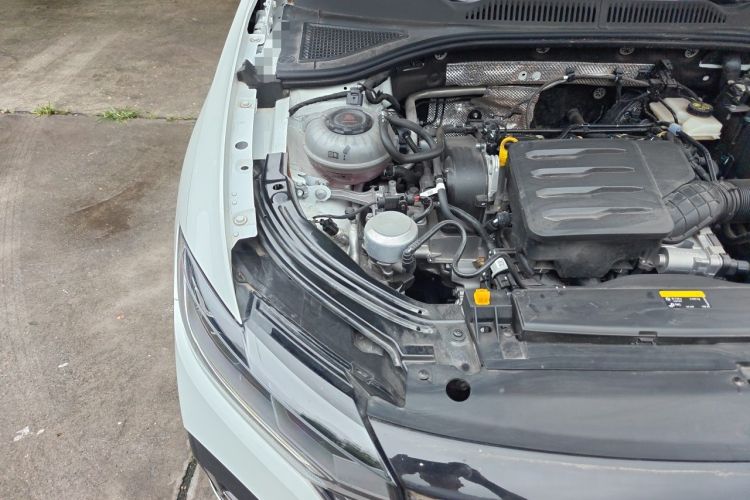 Used Volkswagen Lavida 2024 1.5L Automatic Starry Sky 5 Million Edition Engine Bay Right