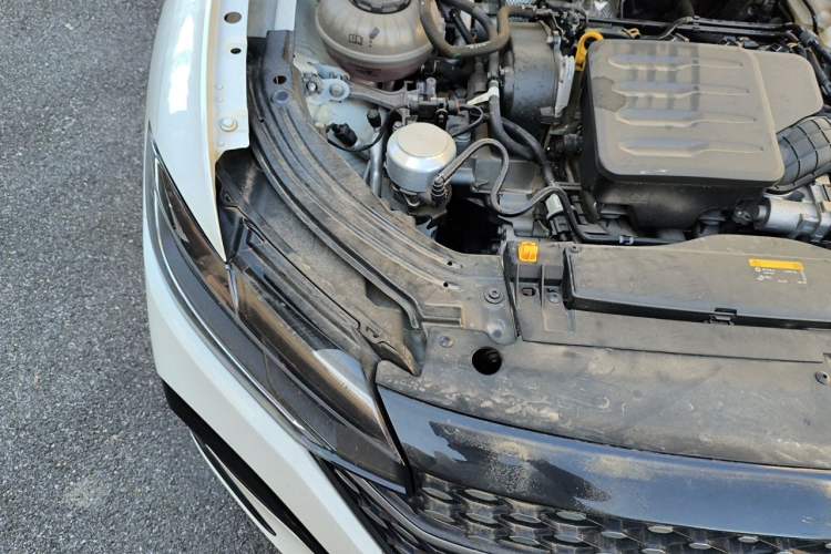 Used Volkswagen Lavida 2024 1.5L Automatic Starry Sky 5 Million Edition Engine Bay Right
