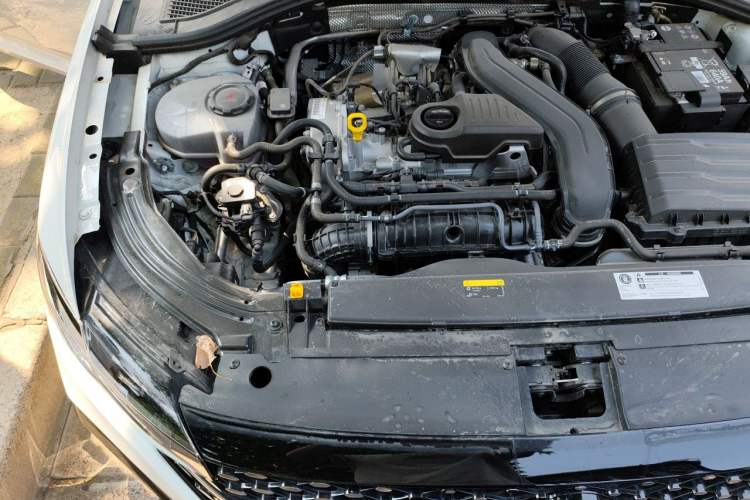 Used Volkswagen Lavida 2024 300TSI DSG Starry Sky Leading Edition Engine Bay Right