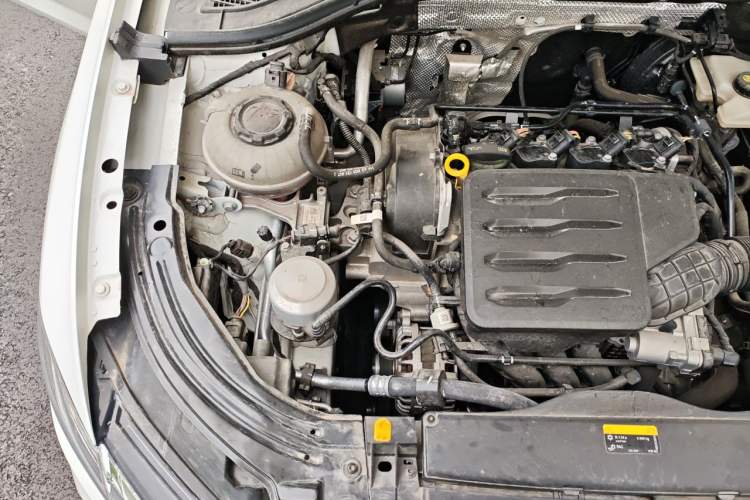 Used Volkswagen Lavida 2024 1.5L Automatic 5 Million Edition Engine Bay Right