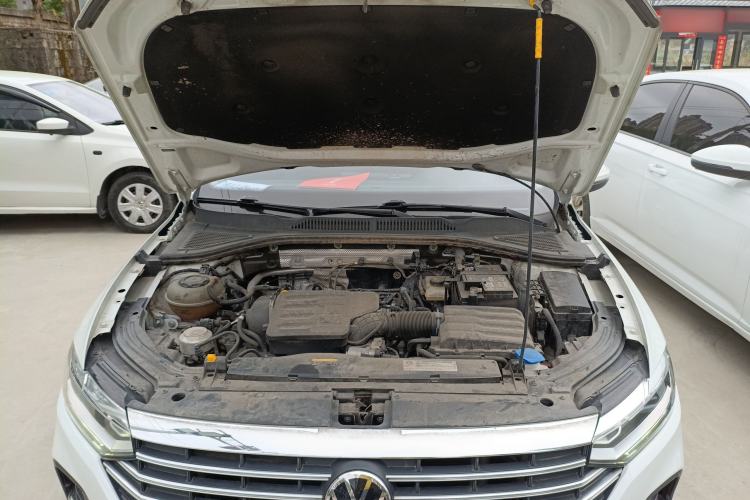 Used Volkswagen Lavida 2024 1.5L Automatic DeYi Edition Engine Bay