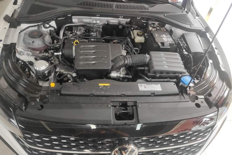Used Volkswagen Lavida 2024 1.5L Automatic Starry Sky 5 Million Edition Engine Bay
