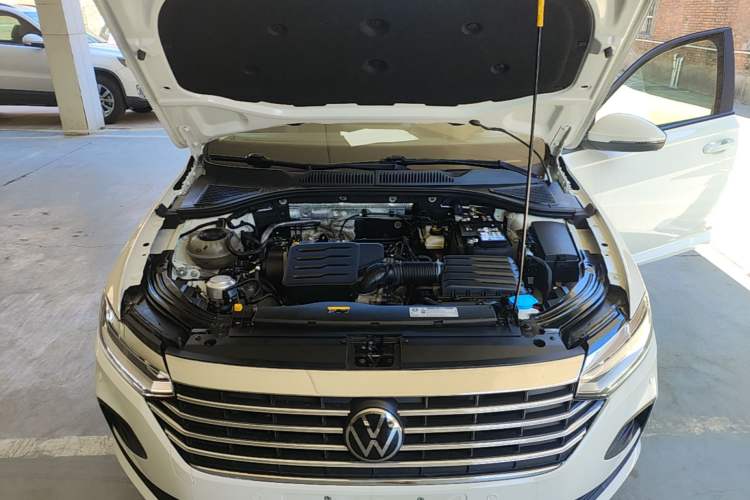 Used Volkswagen Lavida 2024 1.5L Automatic DeYi Edition Engine Bay