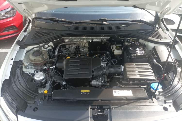 Used Volkswagen Lavida 2024 1.5L Automatic DeYi Edition Engine Bay