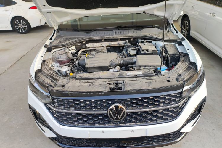 Used Volkswagen Lavida 2024 1.5L Automatic Starry Sky 5 Million Edition Engine Bay