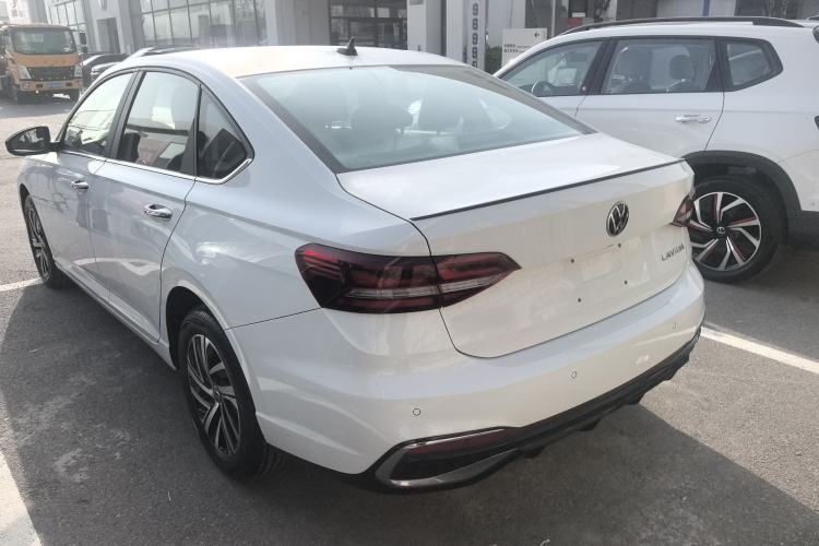 Used Volkswagen Lavida 2024 300TSI DSG Starry Sky Leading Edition Exterior 2