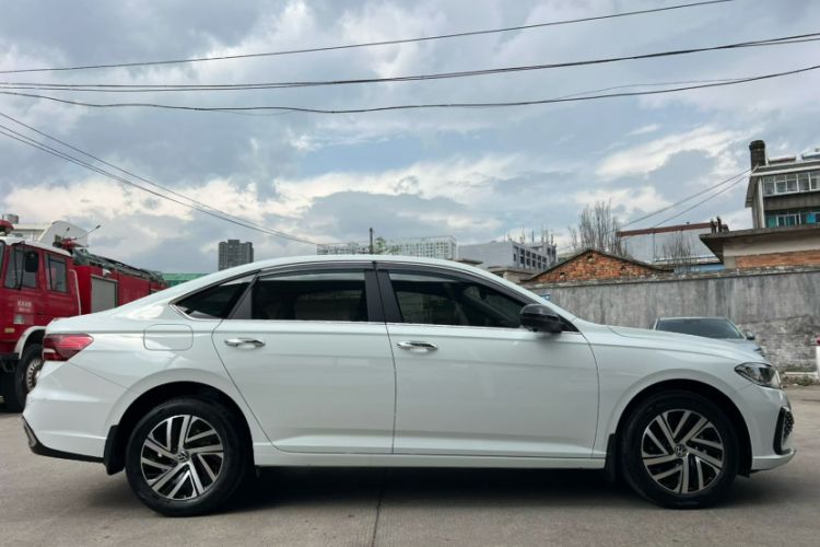 Used Volkswagen Lavida 2024 300TSI DSG Starry Sky Deluxe Edition Exterior 2