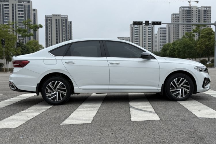 Used Volkswagen Lavida 2024 300TSI DSG Starry Sky Deluxe Edition Exterior 2
