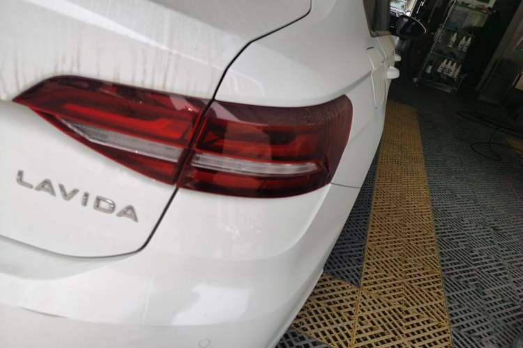Used Volkswagen Lavida 2024 1.5L Automatic DeYi Edition Exterior 3