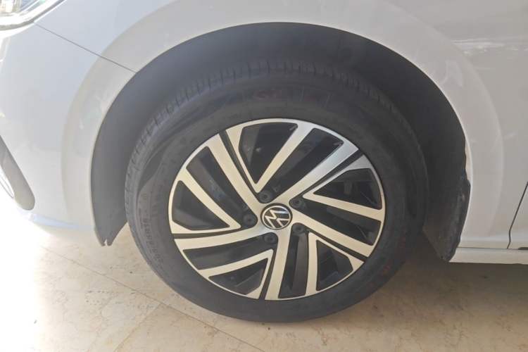 Used Volkswagen Lavida 2024 1.5L Automatic Starry Sky 5 Million Edition Exterior 4