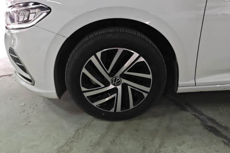 Used Volkswagen Lavida 2024 1.5L Automatic 5 Million Edition Exterior 4