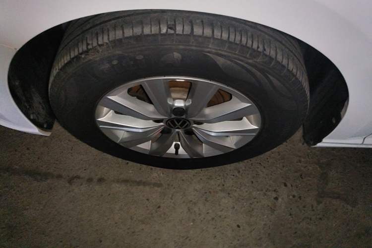 Used Volkswagen Lavida 2024 1.5L Automatic DeYi Edition Exterior 4