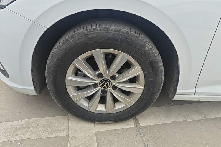 Used Volkswagen Lavida 2024 1.5L Automatic DeYi Edition Exterior 4