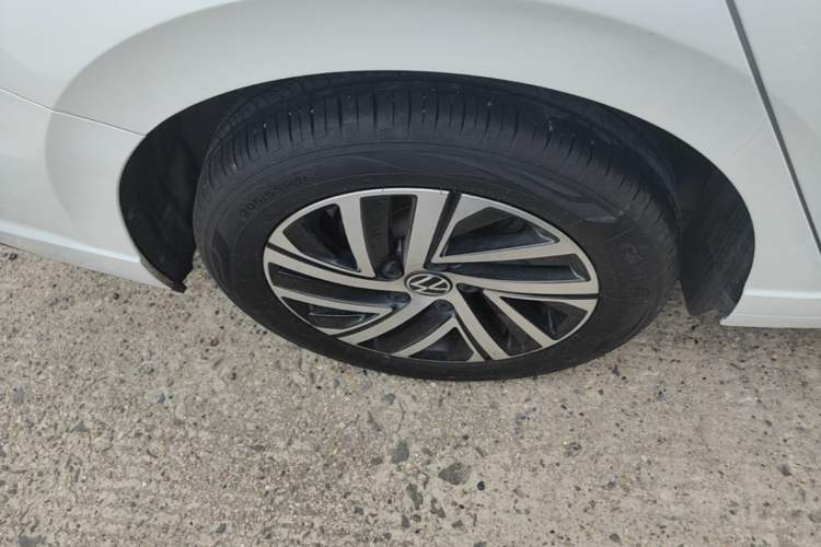 Used Volkswagen Lavida 2024 1.5L Automatic 5 Million Edition Exterior 5