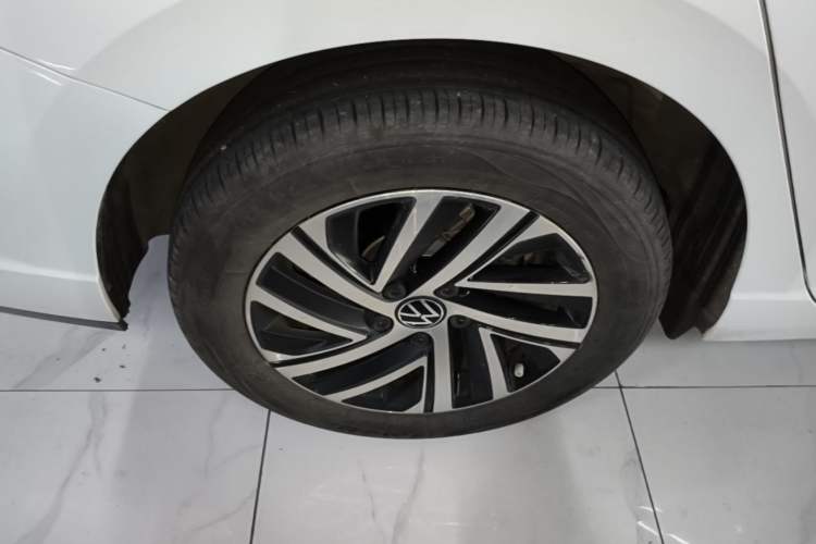 Used Volkswagen Lavida 2024 1.5L Automatic Starry Sky 5 Million Edition Exterior 5