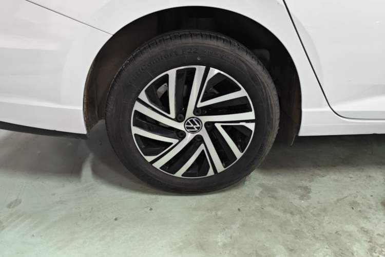 Used Volkswagen Lavida 2024 1.5L Automatic 5 Million Edition Exterior 5