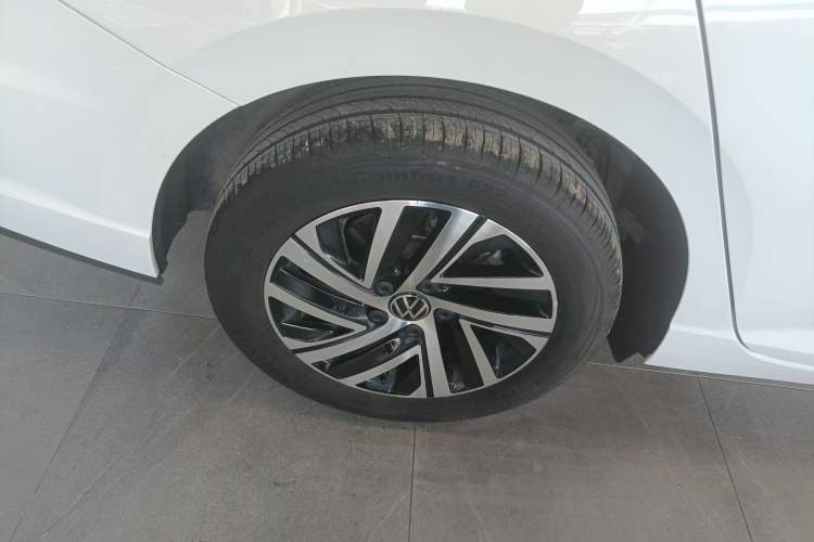 Used Volkswagen Lavida 2024 1.5L Automatic 5 Million Edition Exterior 5