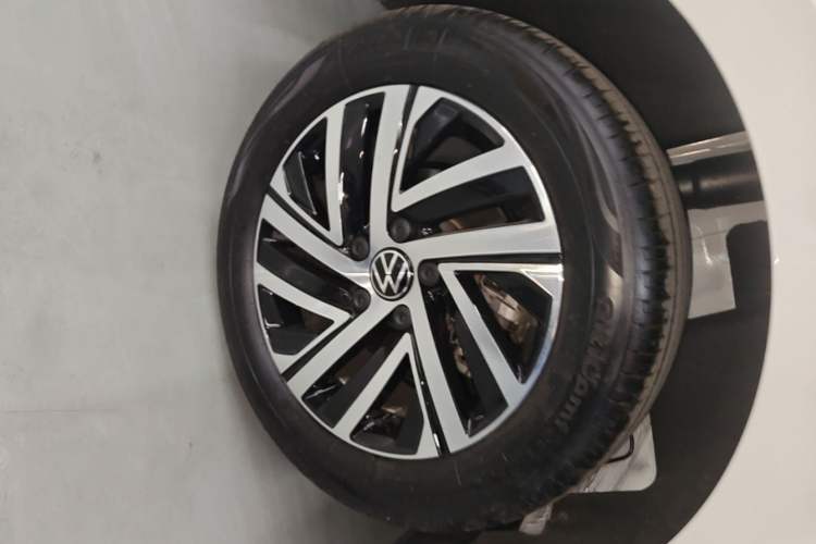 Used Volkswagen Lavida 2024 1.5L Automatic Starry Sky 5 Million Edition Exterior 5