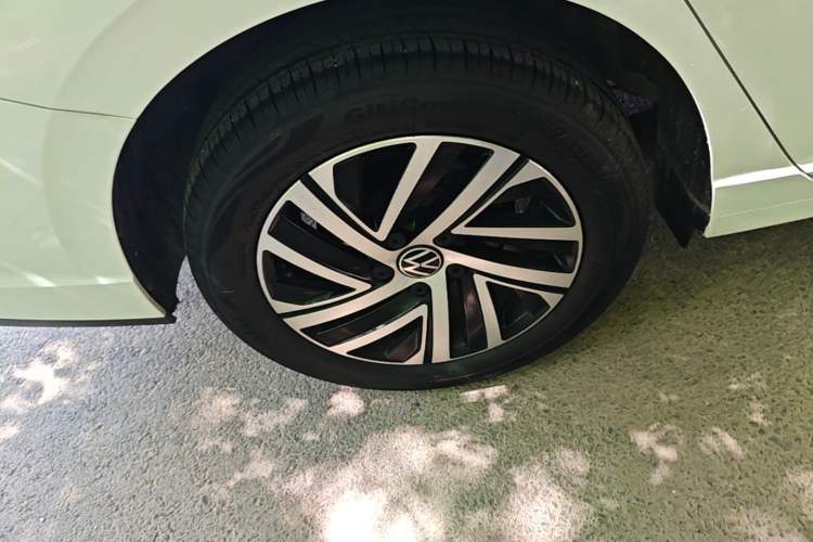 Used Volkswagen Lavida 2024 1.5L Automatic 5 Million Edition Exterior 5