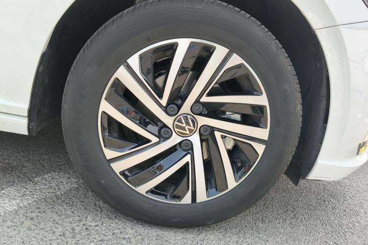 Used Volkswagen Lavida 2024 1.5L Automatic 5 Million Edition Exterior 7