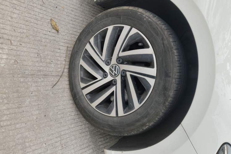 Used Volkswagen Lavida 2024 1.5L Automatic 5 Million Edition Exterior 7