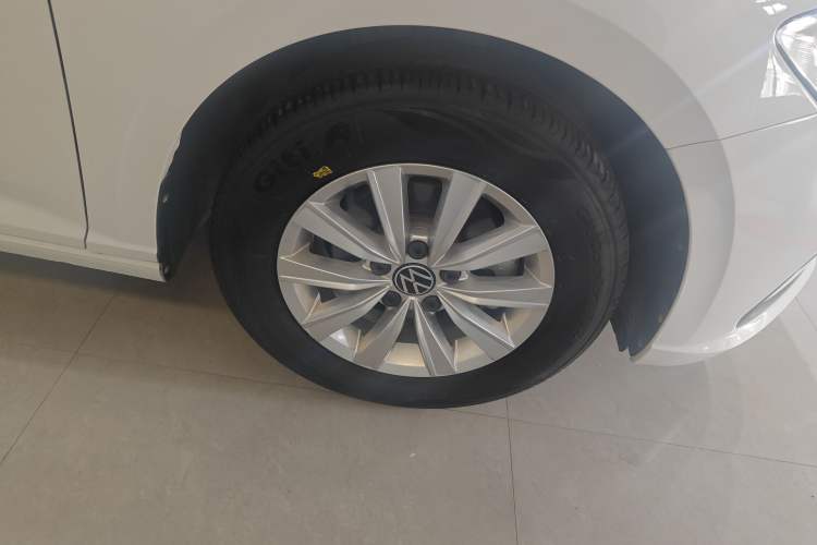 Used Volkswagen Lavida 2024 1.5L Automatic DeYi Edition Exterior 7