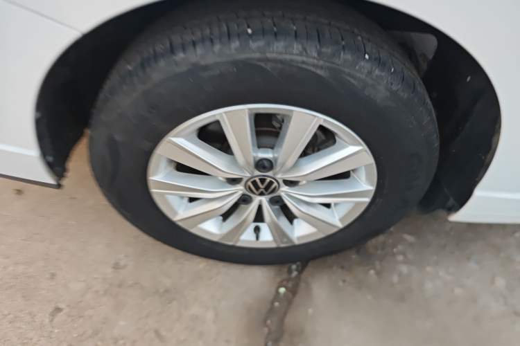 Used Volkswagen Lavida 2024 1.5L Automatic DeYi Edition Exterior 8
