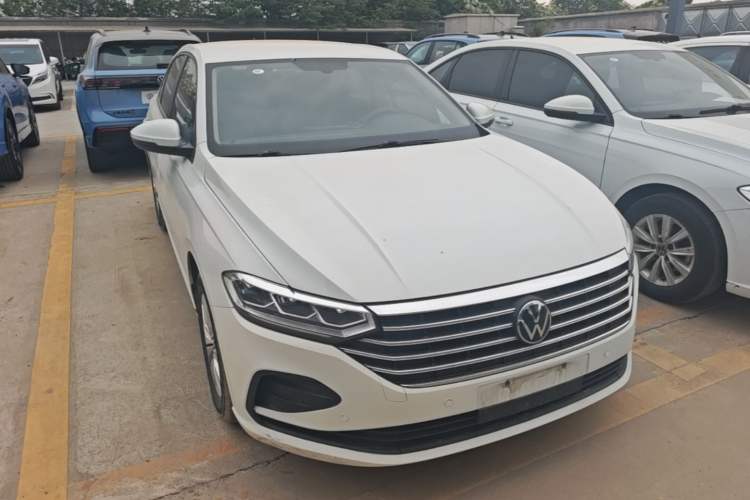 Used Volkswagen Lavida 2024 1.5L Automatic DeYi Edition Front Right 45 Deg