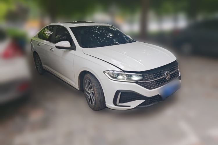 Used Volkswagen Lavida 2024 1.5L Automatic Starry Sky 5 Million Edition Front Right 45 Deg