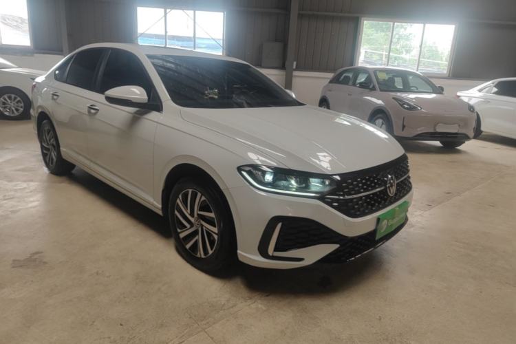 Used Volkswagen Lavida 2024 1.5L Automatic Starry Sky 5 Million Edition Front Right 45 Deg