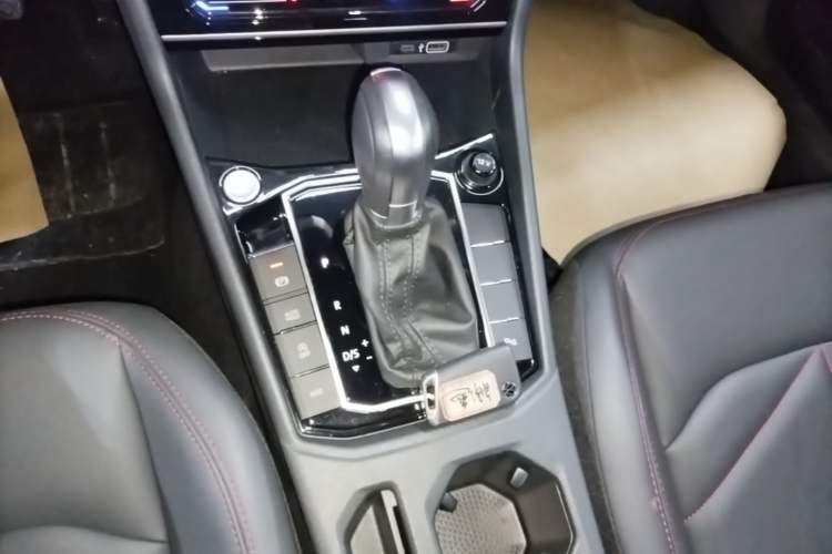 Used Volkswagen Lavida 2024 300TSI DSG Starry Sky Leading Edition Gear Lever