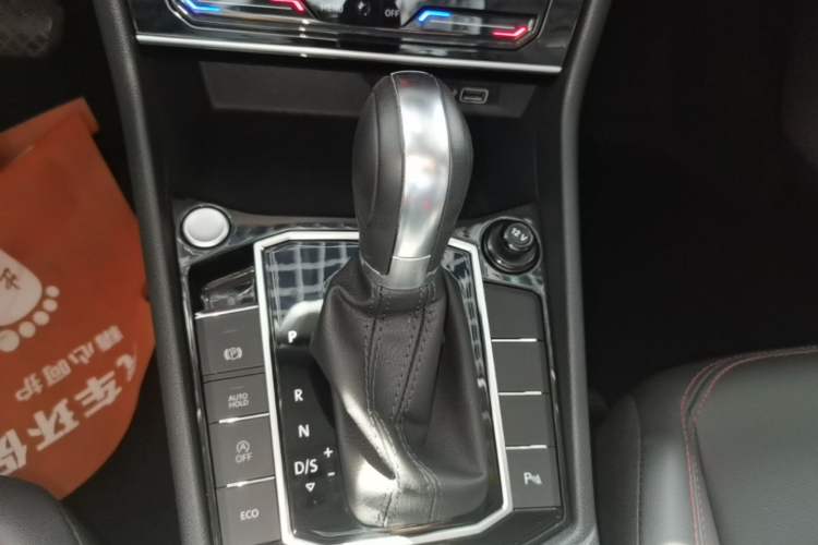 Used Volkswagen Lavida 2024 300TSI DSG Starry Sky Leading Edition Gear Lever
