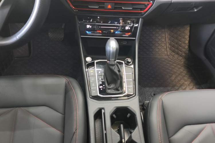 Used Volkswagen Lavida 2024 300TSI DSG Starry Sky Leading Edition Gear Lever