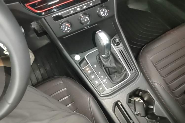 Used Volkswagen Lavida 2024 300TSI DSG Starry Sky Deluxe Edition Gear Lever