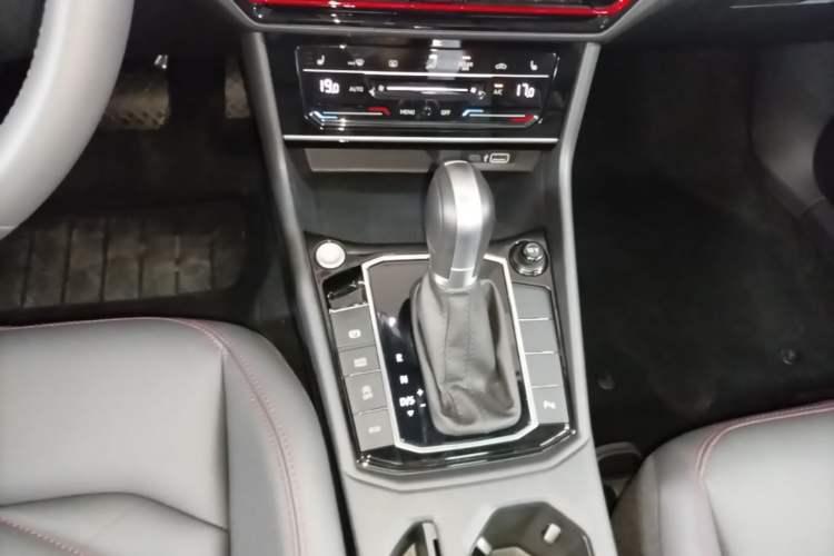 Used Volkswagen Lavida 2024 300TSI DSG Starry Sky Leading Edition Gear Lever