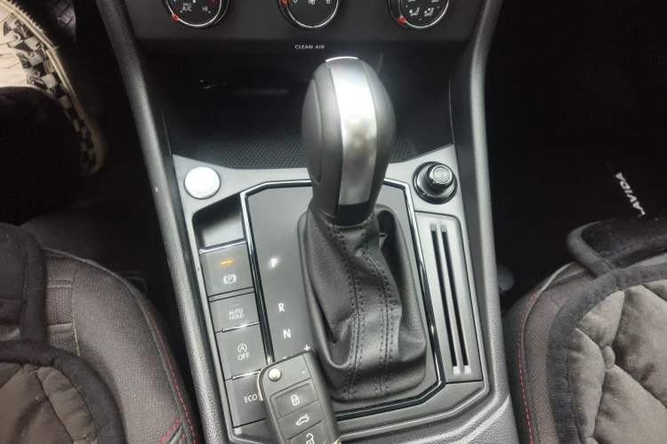Used Volkswagen Lavida 2024 300TSI DSG Starry Sky Deluxe Edition Gear Lever