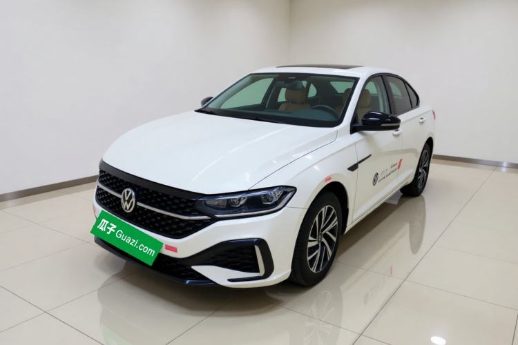 Volkswagen Lavida 2024 300TSI DSG Starry Sky Deluxe Edition с пробегом Guazi used car, China used car export, Used car for sale, Used cars, Cheapest cars for sale