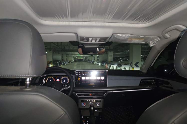 Used Volkswagen Lavida 2024 1.5L Automatic Starry Sky 5 Million Edition Headliner