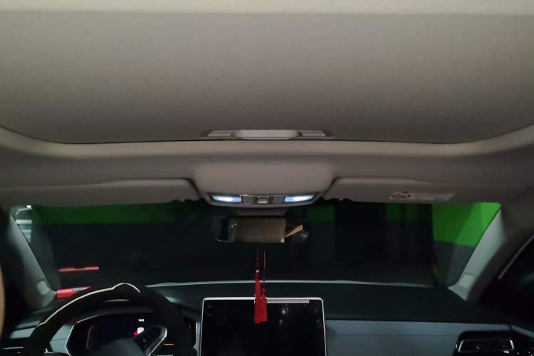 Used Volkswagen Lavida 2024 1.5L Automatic Starry Sky 5 Million Edition Headliner