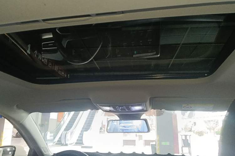 Used Volkswagen Lavida 2024 1.5L Automatic Starry Sky 5 Million Edition Headliner