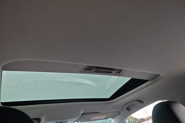 Used Volkswagen Lavida 2024 300TSI DSG Starry Sky Deluxe Edition Headliner