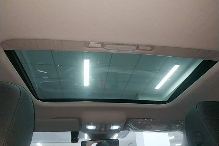 Used Volkswagen Lavida 2024 1.5L Automatic Starry Sky 5 Million Edition Headliner