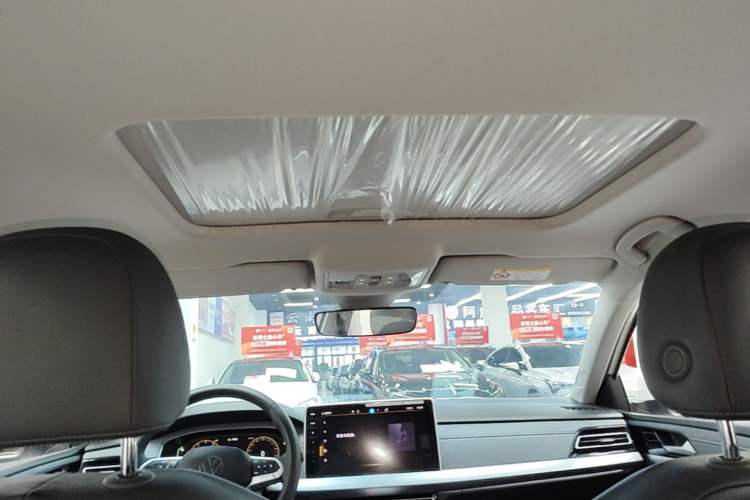 Used Volkswagen Lavida 2024 1.5L Automatic 5 Million Edition Headliner